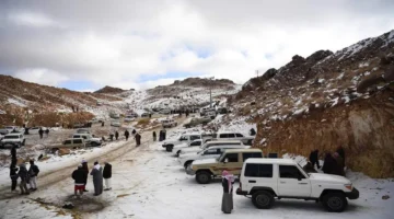 تنبيه عاجل.. أمطار متفرقة تضرب تبوك وطريف وأملج اليوم